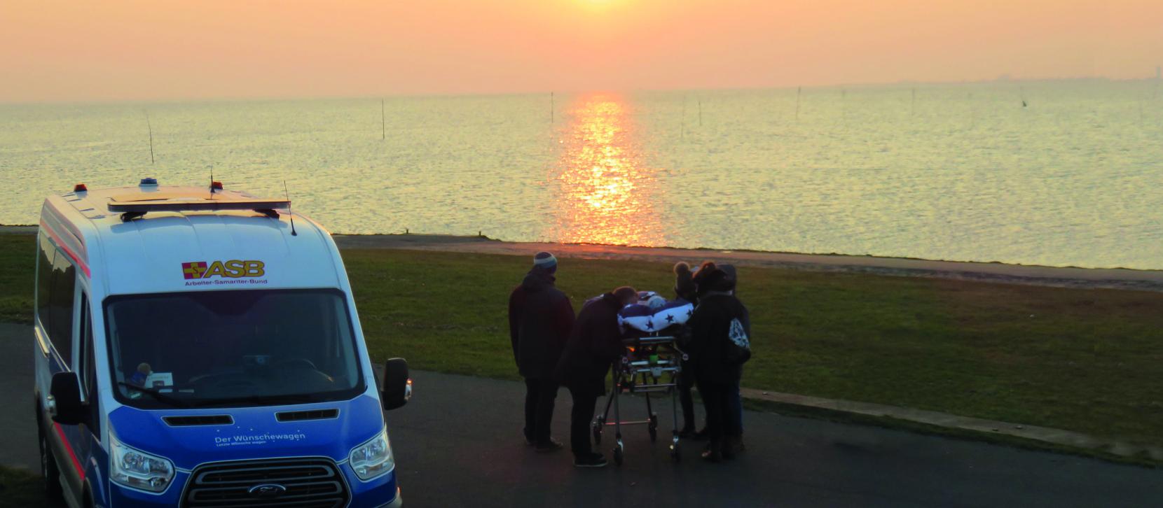 Am Ende einer Wunschfahrt: Sonnenuntergang bei Husum